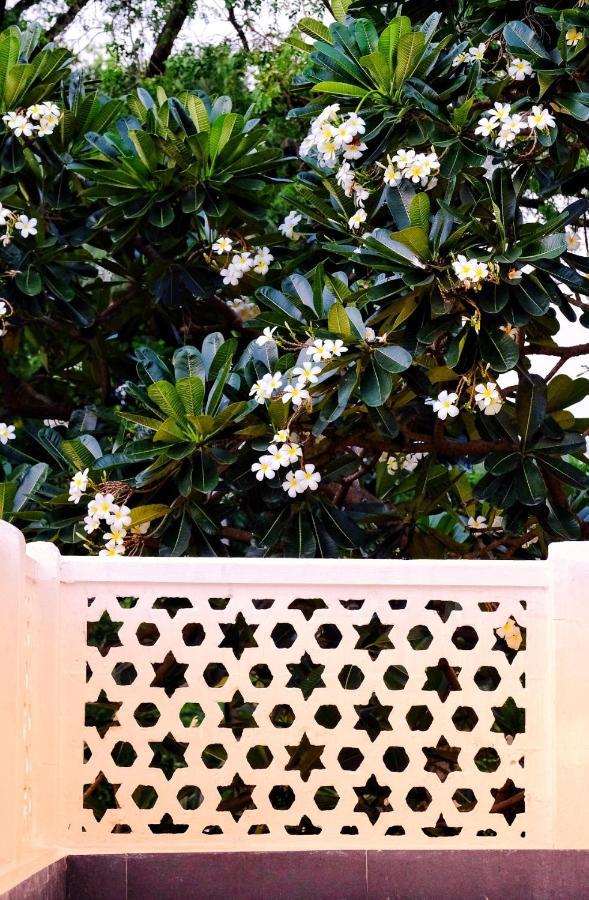 Parul - Elegant Heritage Home At The Heart Of Shantiniketan Екстер'єр фото
